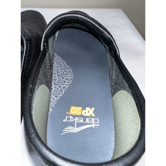 NWOT Dansko XP 2.0 Black Floral Tooled Leather Clogs Womens Sz EU 40 US 9.5 - 10 - Picture 8 of 11